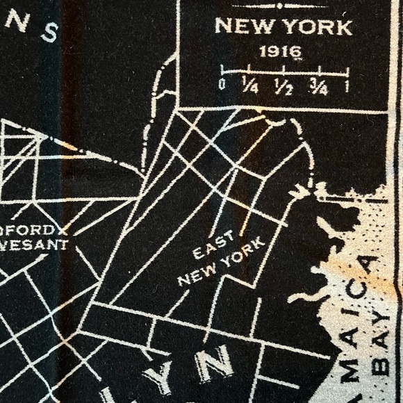 Faribault Brooklyn Vintage Map Wool Throw - Picture 5 of 5